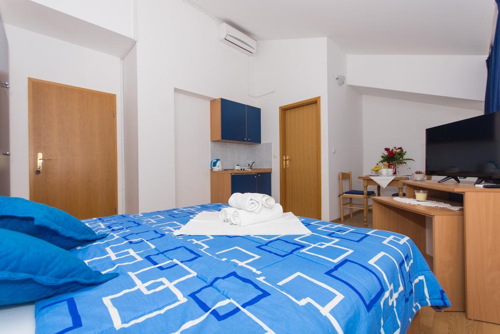 Marko Apartments Kastela Exterior photo
