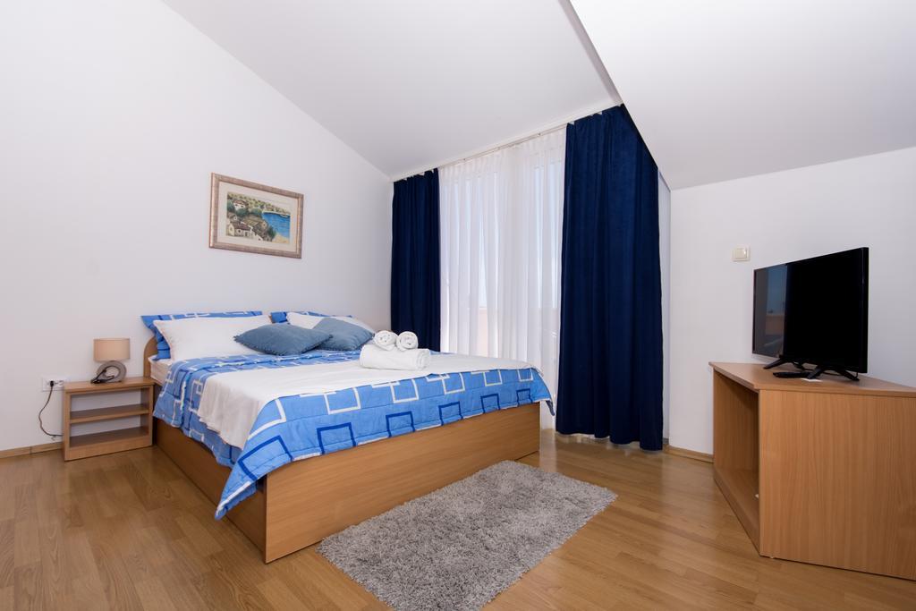 Marko Apartments Kastela Exterior photo